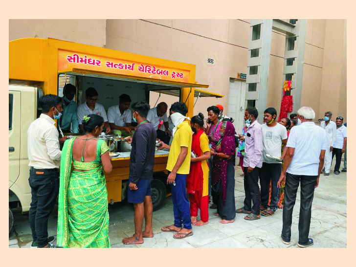 Civil Hospital Lunch Distribution